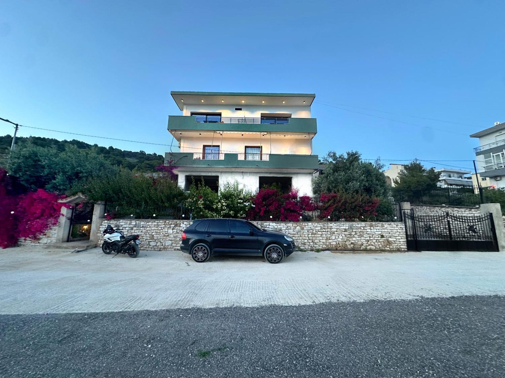 Euphoria Apartments Sarande Exterior photo
